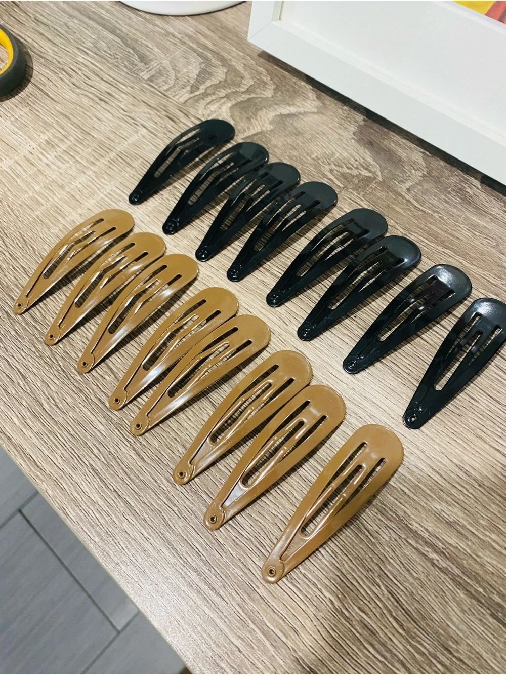 Set of Big Black and Tan Metal Snap Hair Clips - 16 Pack size 2.7”